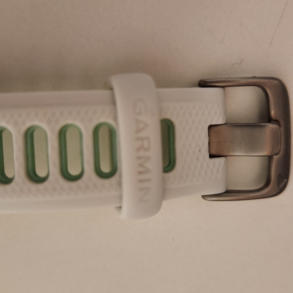 Garmin Forerunner 265S in White - Picture 3 of 9